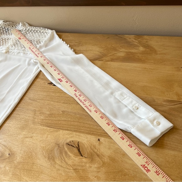 THE KOOPLES LACE INSET BLOUSE HIDDEN BUTTON FRONT DRESSY DAINTY FEMININE WHITE S - Picture 11 of 12